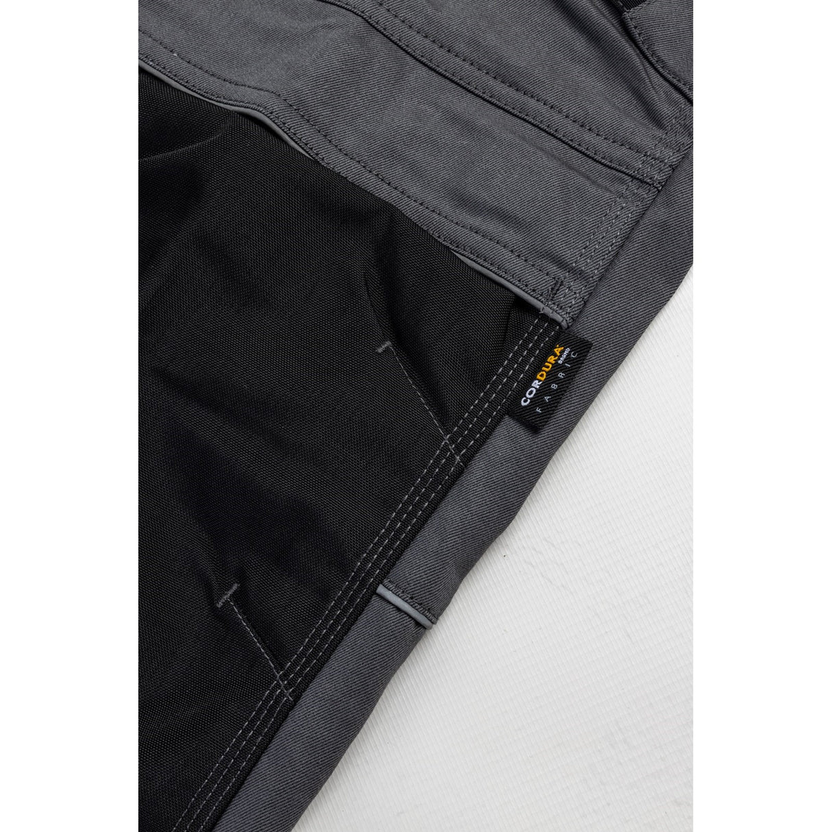 Stretch Pocket Trouser
