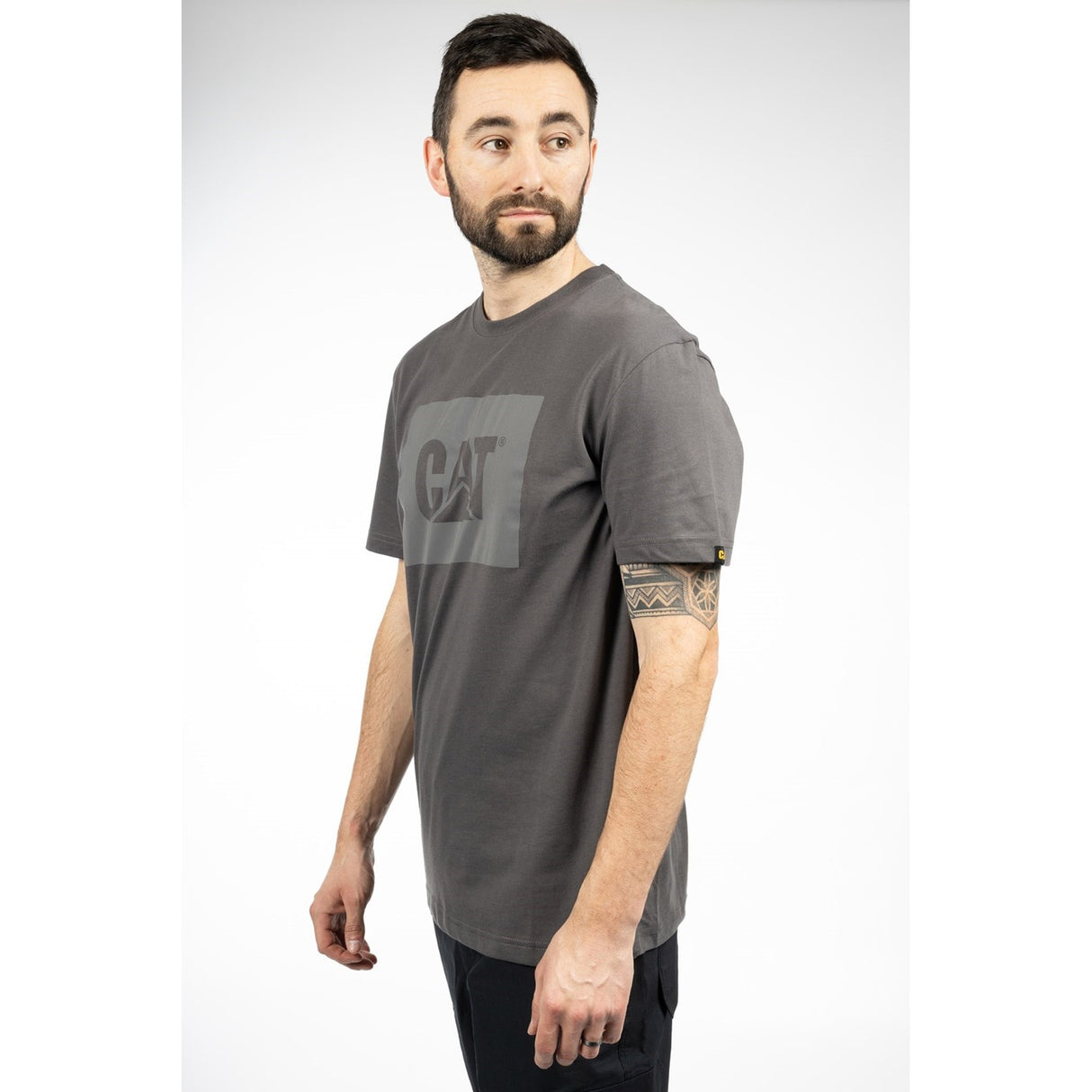 Graphic Tee Magnet